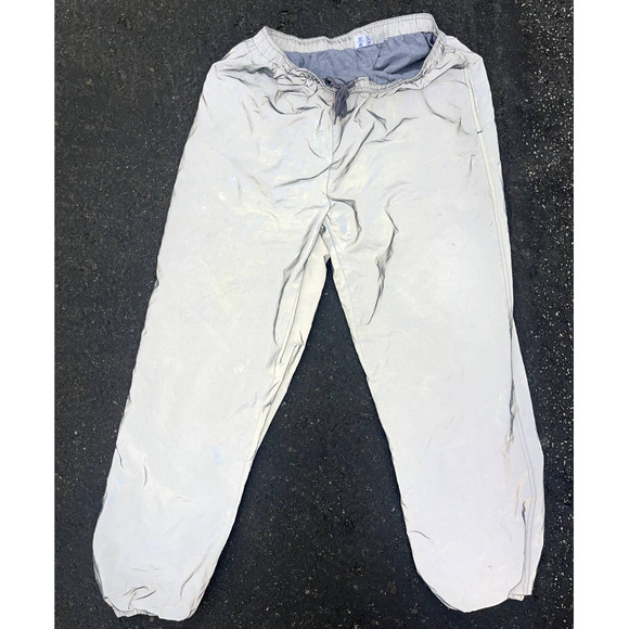 UNDEFEATED 3M Reflective Warm Up Track Pants - Picture 2 of 6